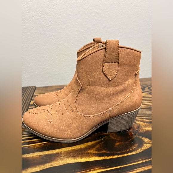 SUGAR Brown Western Ankle Cowgirl Boots - Picture 4 of 10